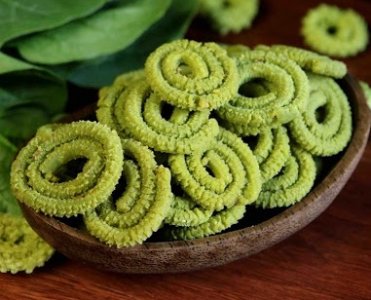 Palak Chakli 150GM
